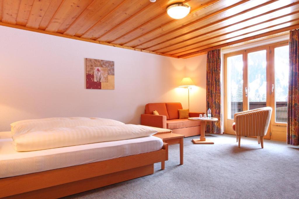 Bernerhof Swiss Quality Hotel Kandersteg Room photo